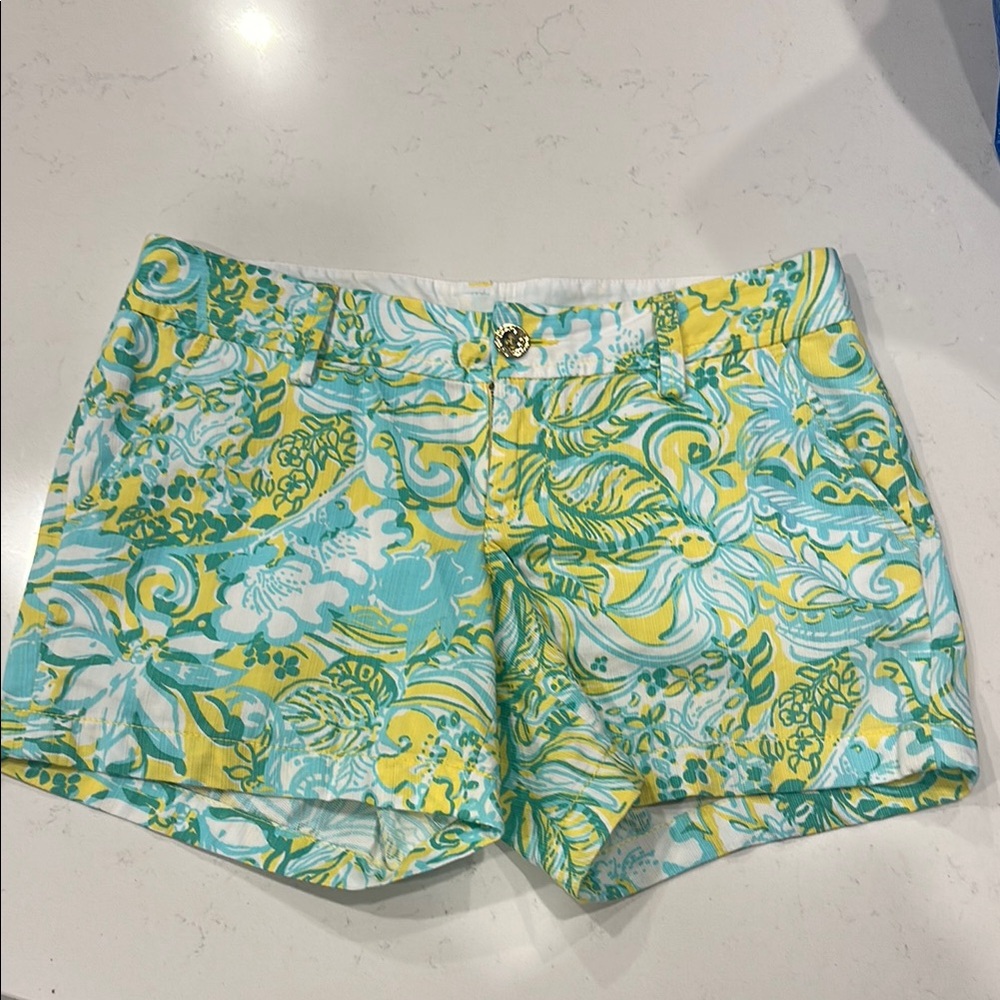 Floral Patterned Women's Shorts